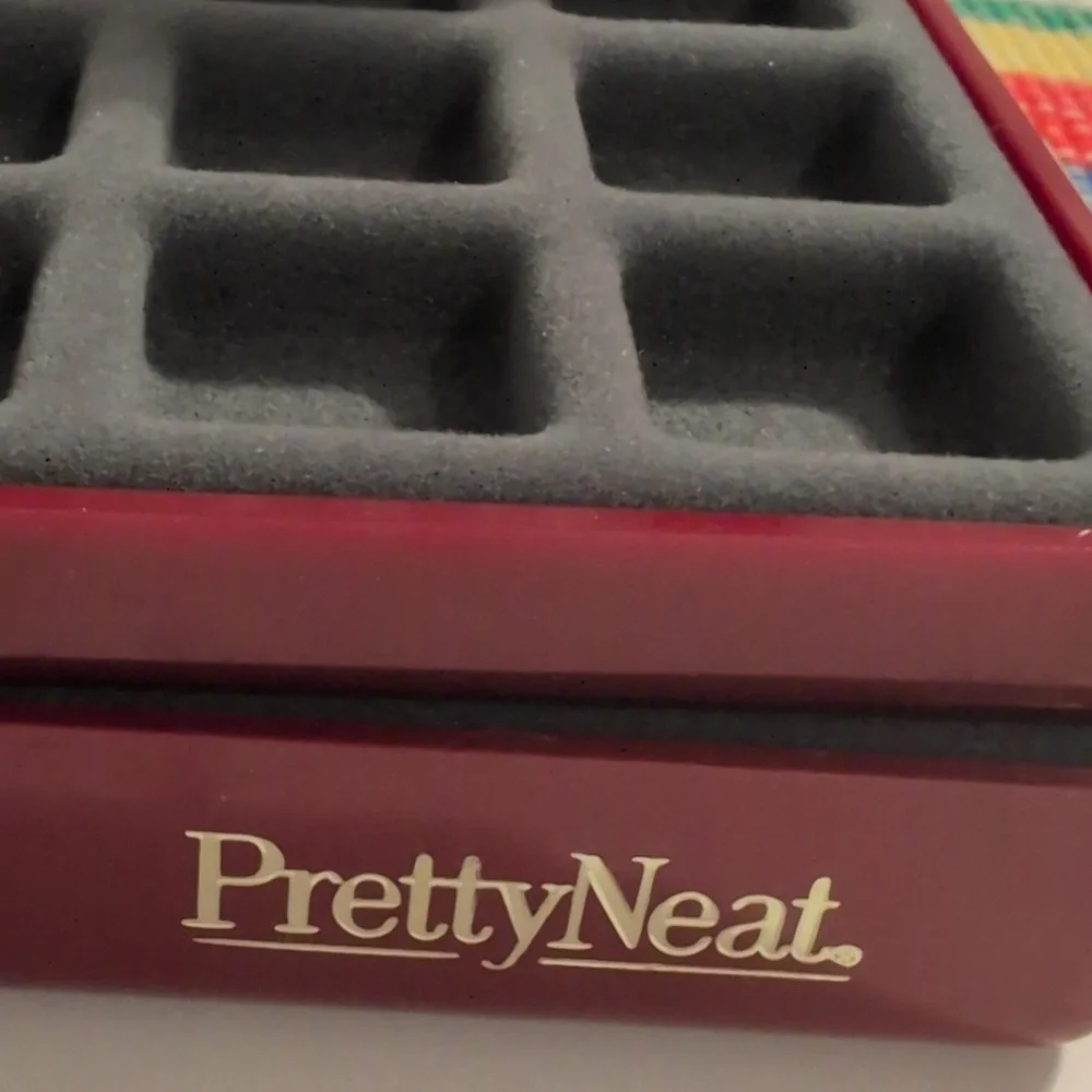 Vintage Red Pretty‎ Neat Portable Travel Jewelry Storage Box